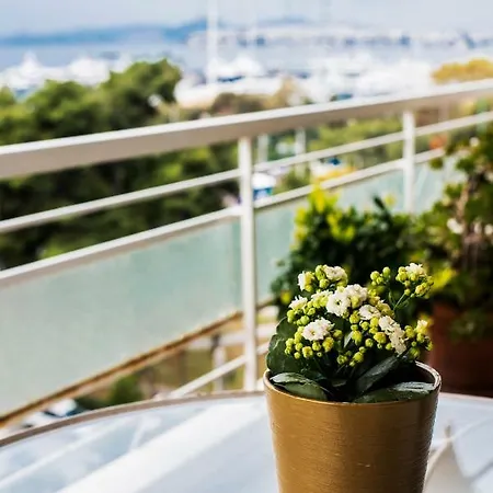 Flisvos Seafront-Marina Apartment Athene Buitenkant foto